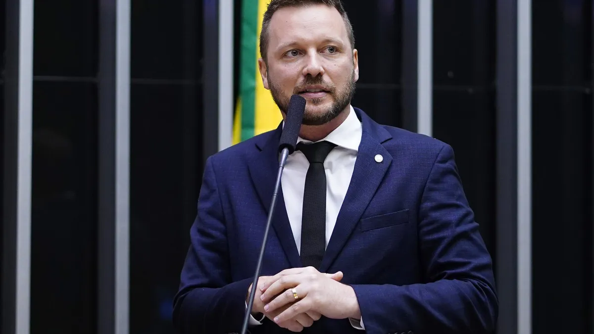 Alexandre Lindenmeyer faz 89.434 votos e não se elege no RS