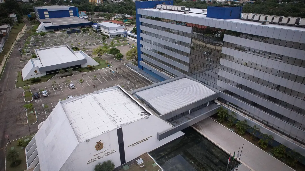 Atila Lins faz 118.182 votos e fica fora no Amazonas