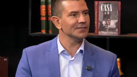 Douglas Ruas faz 49,27% e vai ao 2º turno no Rio