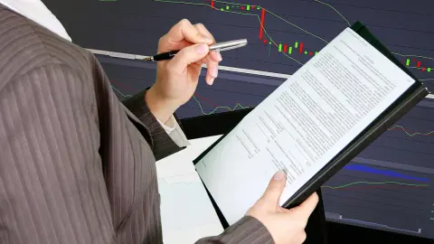Fluxo de caixa reduz erro ao separar saldo e compromissos