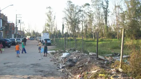 Goiânia mobiliza 966 trabalhadores após descarte de santinhos