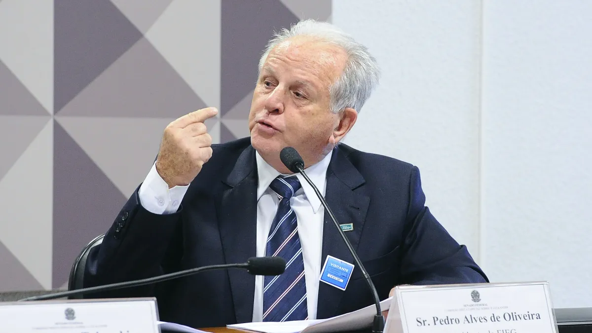Goiás cria 12,1 mil empregos na indústria no 1º semestre de 2026