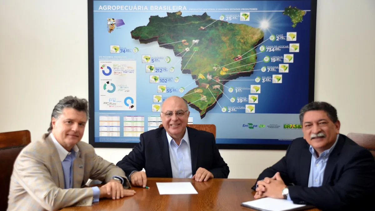 Indústria amplia uso de IA com produtividade em 0,4% em 2025