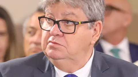Joao Azevêdo e Veneziano são eleitos ao Senado na Paraíba