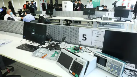 Jorginho Mello é eleito governador de Santa Catarina no 1º turno