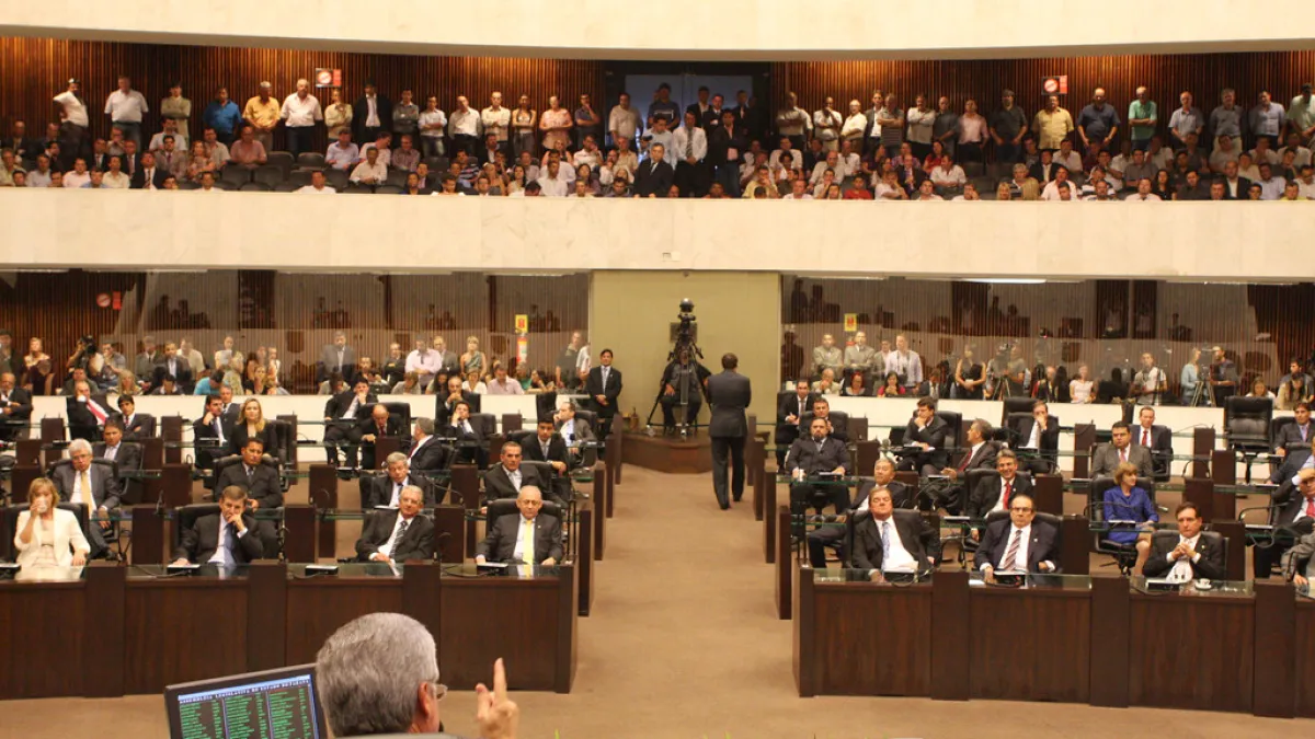 Professora Angela faz 65.776 votos e fica fora no Paraná